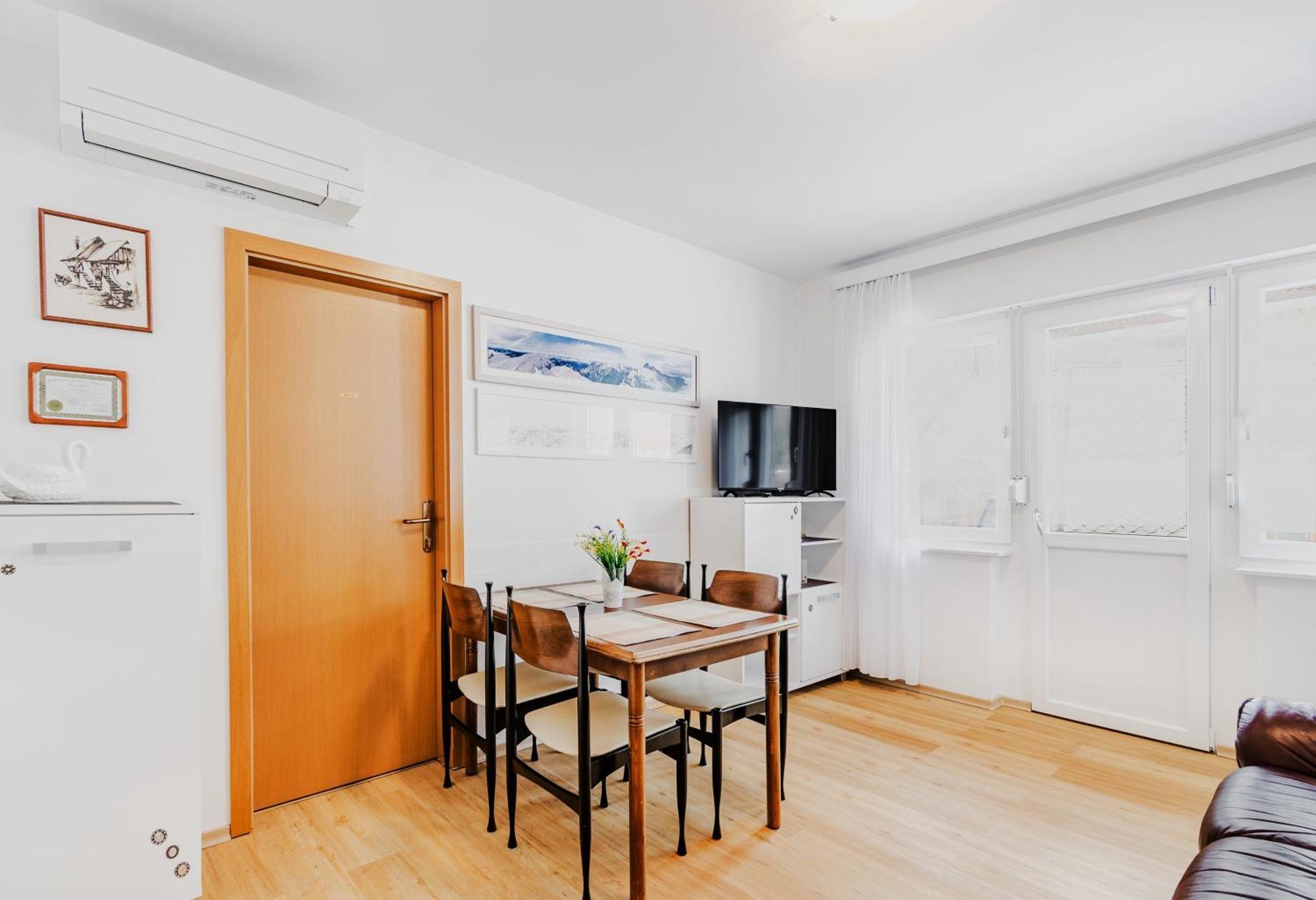 Apartma Mama Bovec Luaran gambar